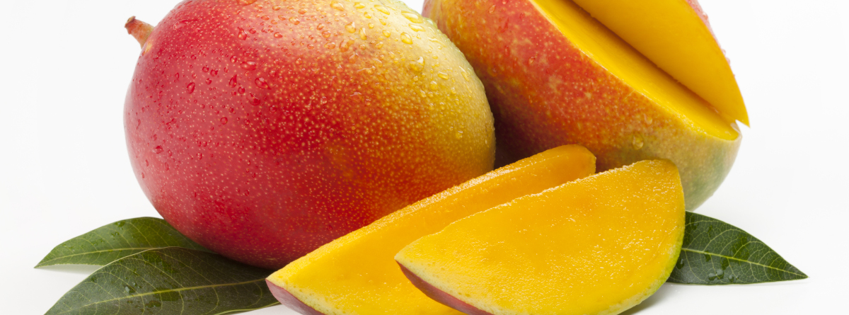 Fresh whole and slice mango