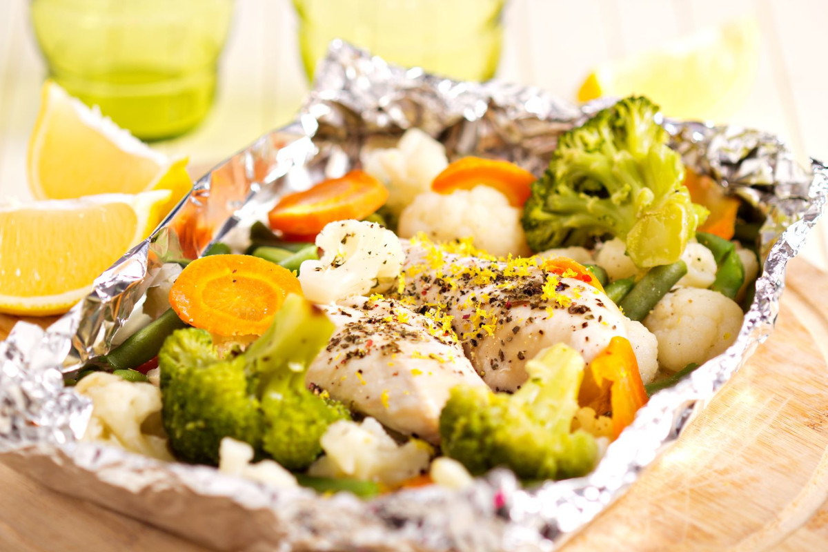 Mixed vegetables and chicken in foil